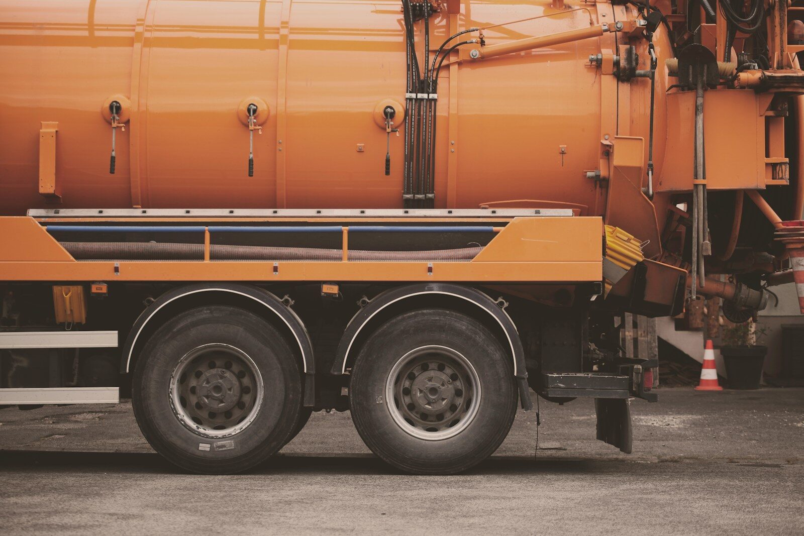 orange truck